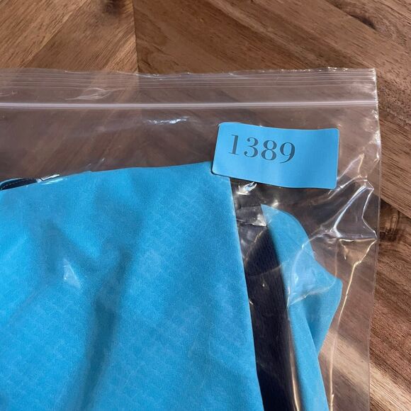 Under Armour Shirt 1/4 Zip‎ Hooded All Season Gear Performance Pullover Mens L - Picture 8 of 8